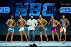 MAN'S PHYSIQUE +179